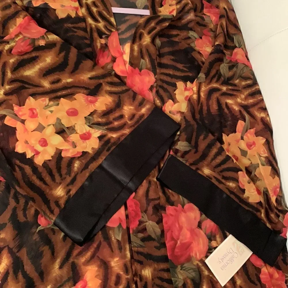 NWT California Dynasty Intimates FloralTwo Piece Set Size L